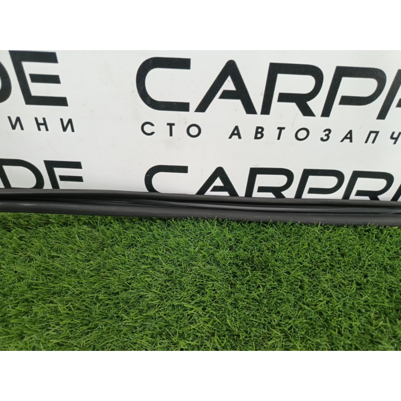 Уплотнитель стекла двери (кузов и элементы) Subaru Forester SK 2020 2.5 63527SJ010