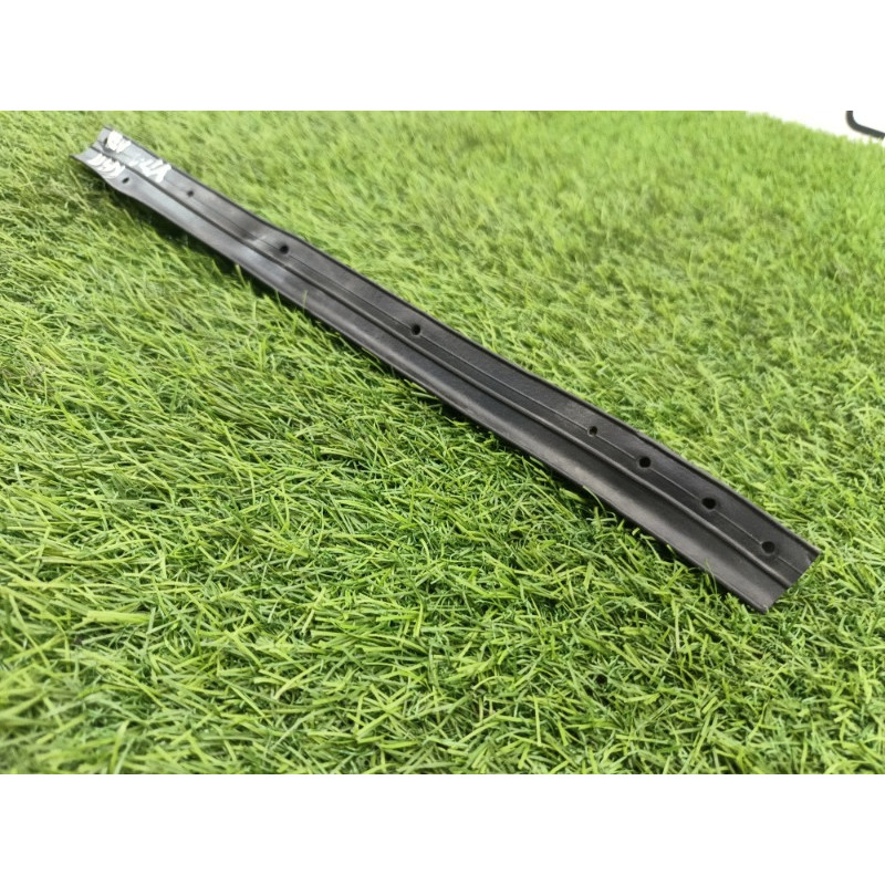 Ущільнювач капота (кузов і елементи) Mitsubishi Outlander GM4W 2022 2.50 2104301618