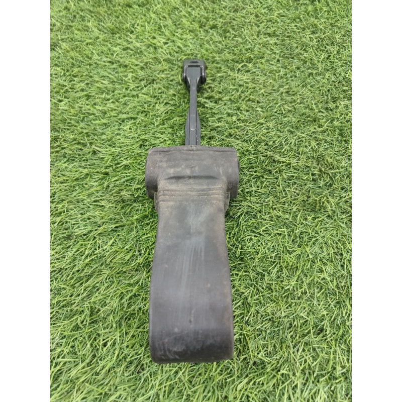 Ограничитель двери (кузов и элементы) AUDI A6 C7 2011 2.0 tdi 4g0839249a