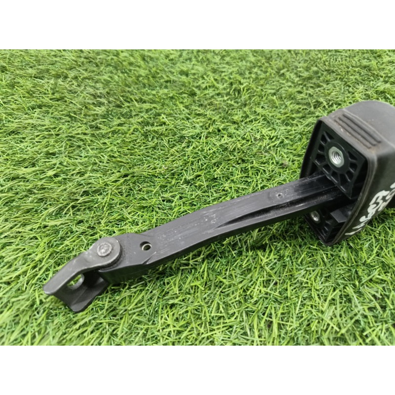 Ограничитель двери (кузов и элементы) AUDI A6 C7 2011 2.0 tdi 4g0839249b