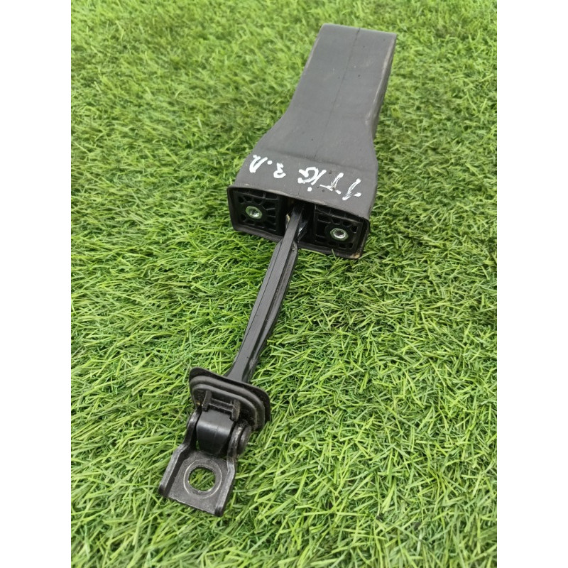 Ограничитель двери (кузов и элементы) Volkswagen Tiguan 5N 2011 1.4 CAVA 5n0837249a