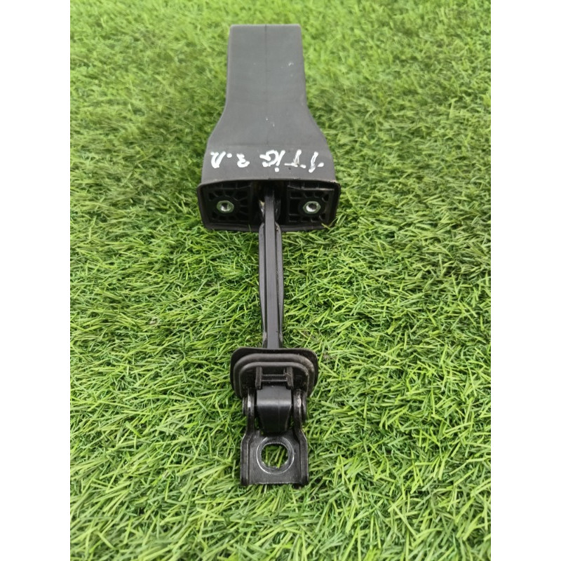 Ограничитель двери (кузов и элементы) Volkswagen Tiguan 5N 2011 1.4 CAVA 5n0839249a