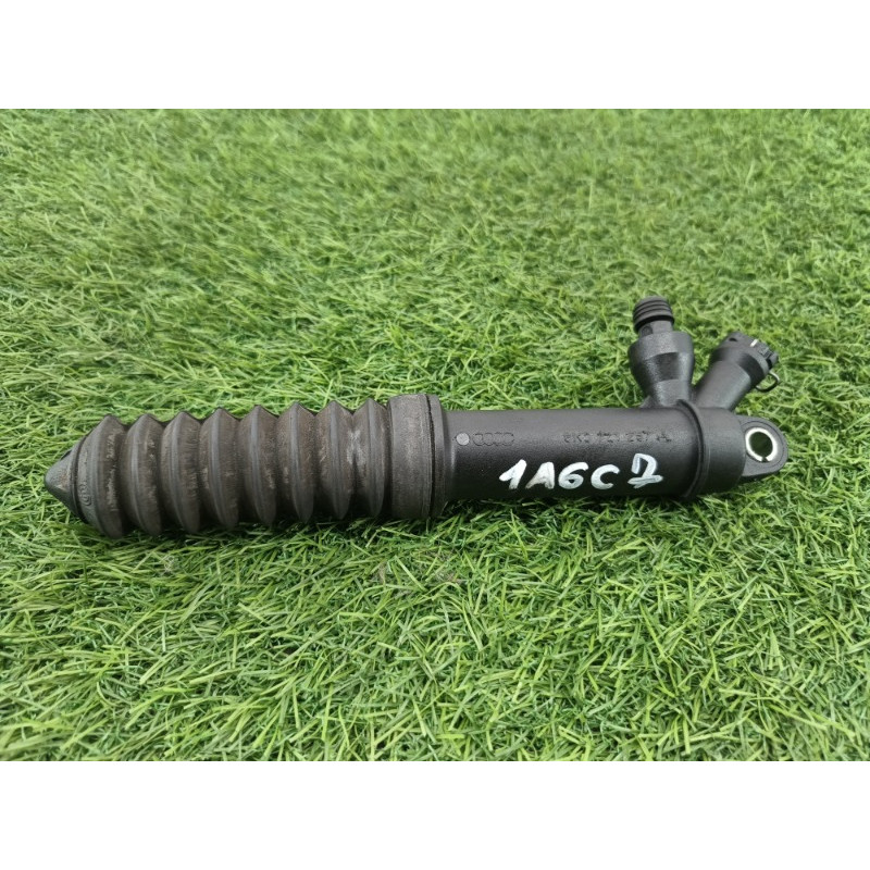 Рабочий цилиндр сцепления (трансмиссия) AUDI A6 C7 2011 2.0 tdi 8k0721257a