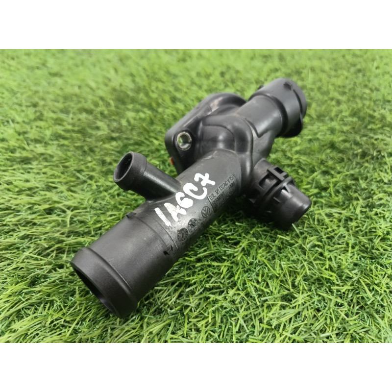 Фланець (система охолодження) AUDI A6 C7 2011 2.0 tdi 03l121132ac