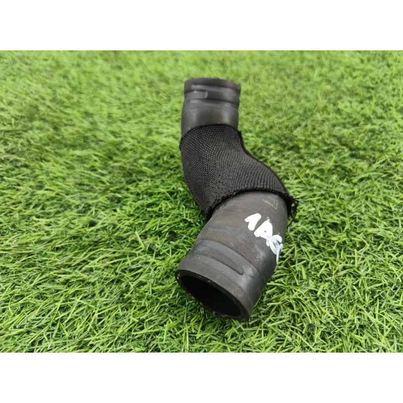 Патрубок (система охлаждения) AUDI A6 C7 2011 2.0 tdi