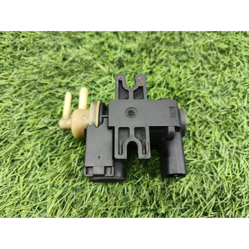 Клапан электромагнитный (электрика) AUDI A6 C7 2011 2.0 tdi 8k0906627