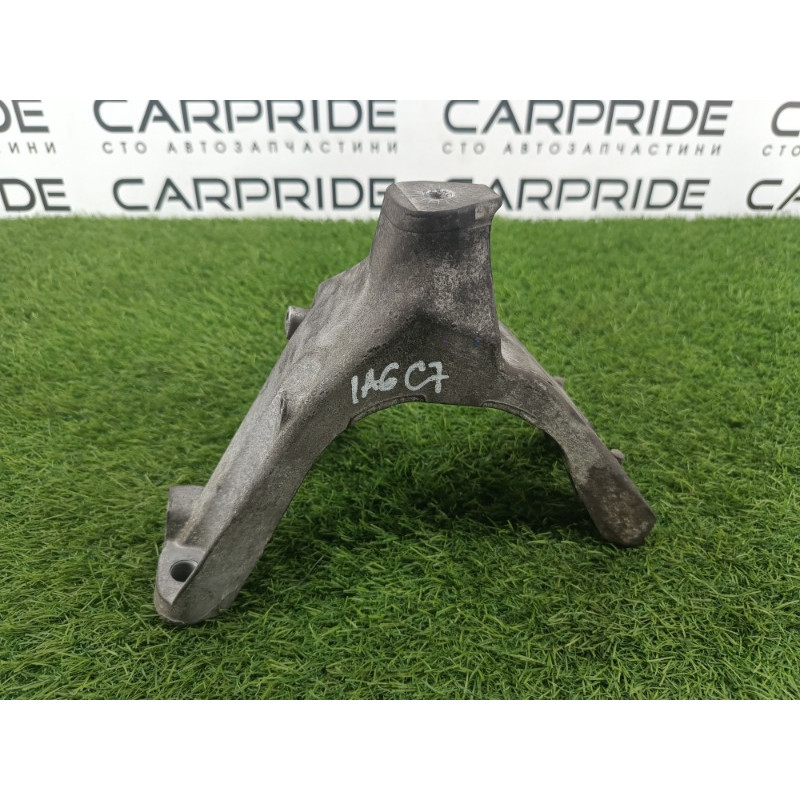 Кронштейн двигателя (кронштейны двигателя) AUDI A6 C7 2011 2.0 tdi 8k0199308be