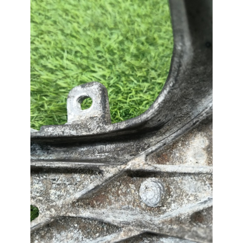 Кронштейн двигателя (кронштейны двигателя) AUDI A6 C7 2011 2.0 tdi 8k0199308be