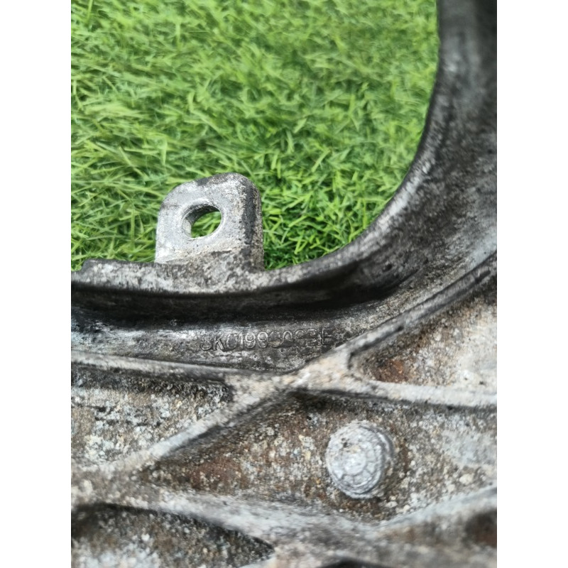 Кронштейн двигателя (кронштейны двигателя) AUDI A6 C7 2011 2.0 tdi 8k0199308be