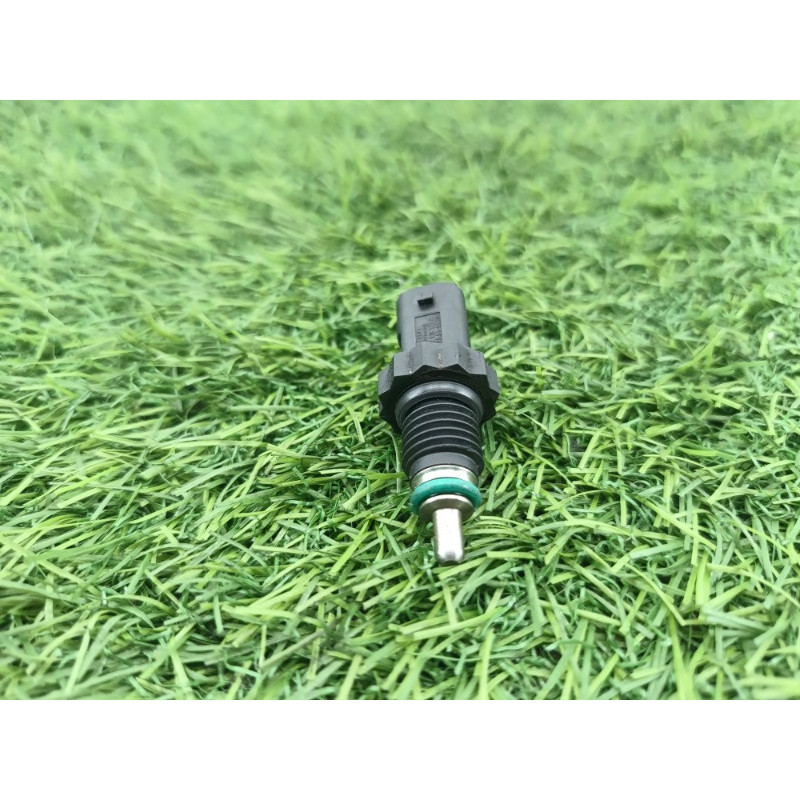 Датчик температуры (электрика / датчики) AUDI A6 C7 2011 2.0 tdi 059919523a