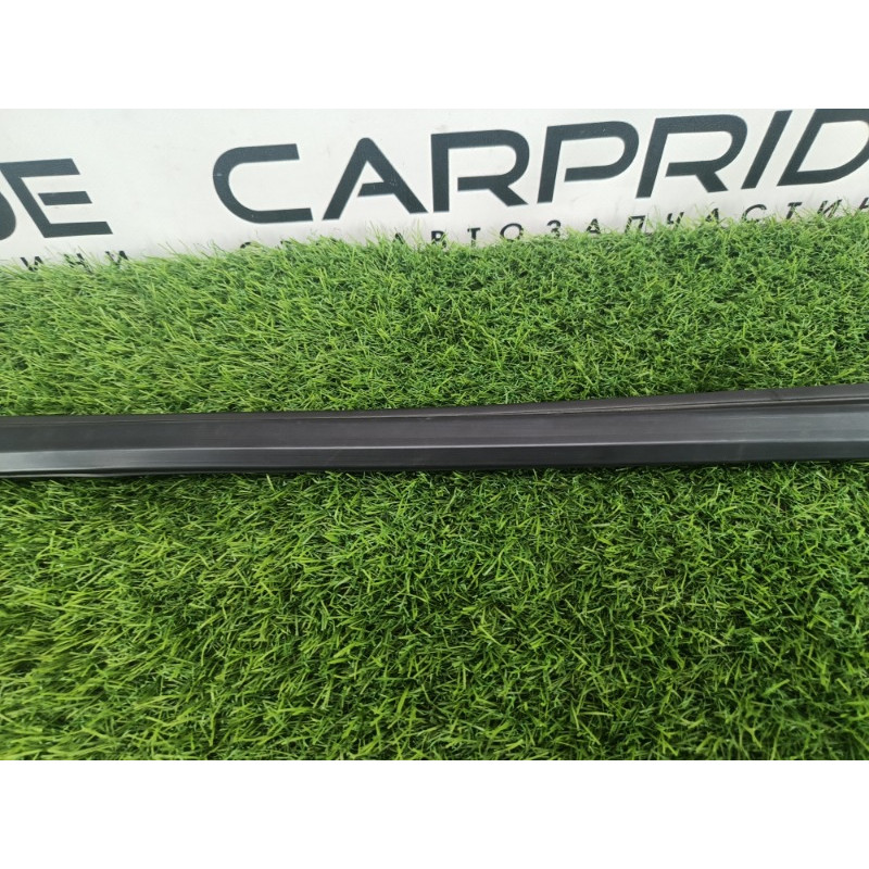 Уплотнитель проема двери (кузов и элементы) Chevrolet Captiva C140 2011 2.2 D (z22d1) 95061128