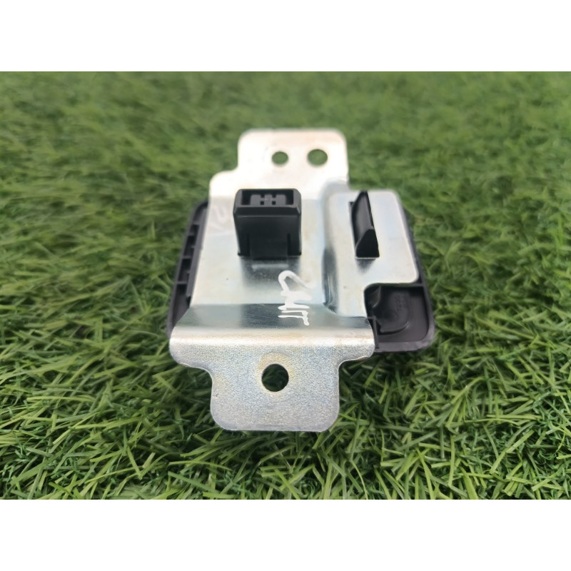 Петля багажника (кузов и элементы) Mitsubishi Outlander GM4W 2022 2.50