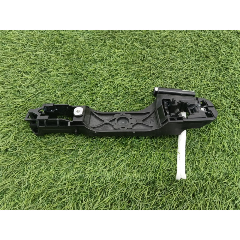 Кронштейн ручки двери (кузов и элементы) Subaru Forester SK 2019 2.5 62142SJ010