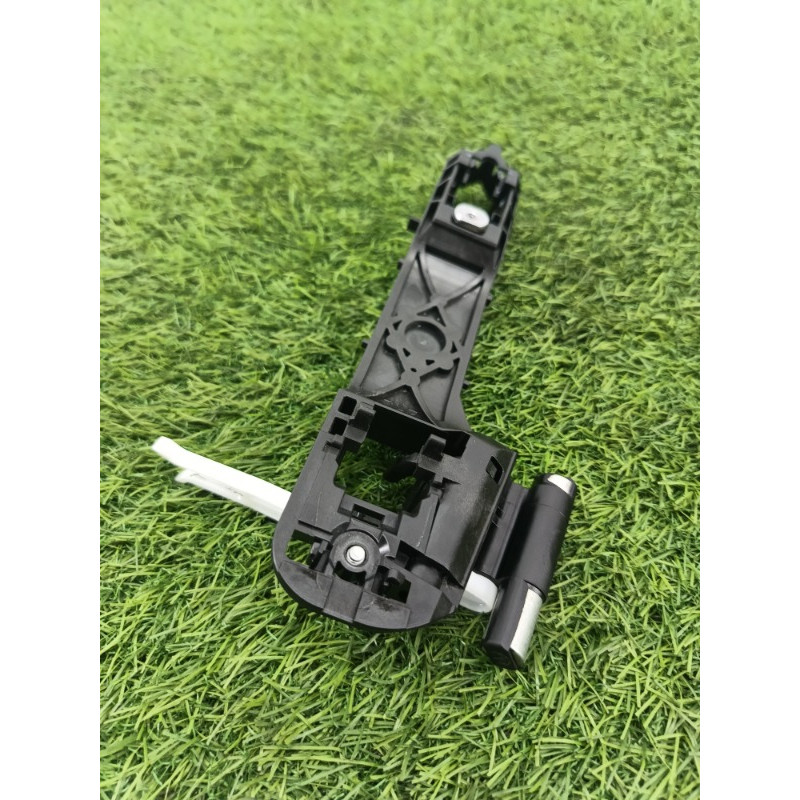 Кронштейн ручки двери (кузов и элементы) Subaru Forester SK 2019 2.5 62142SJ010