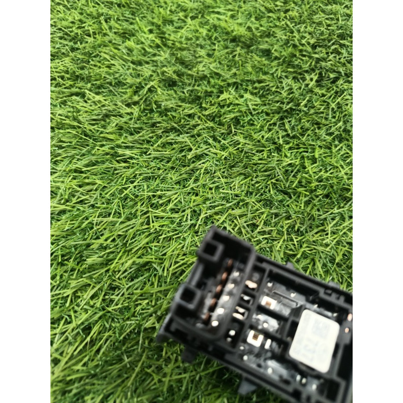 Кнопка стеклоподъемника (электрика / кнопки) Subaru Forester SK 2019 2.5 83071FL320