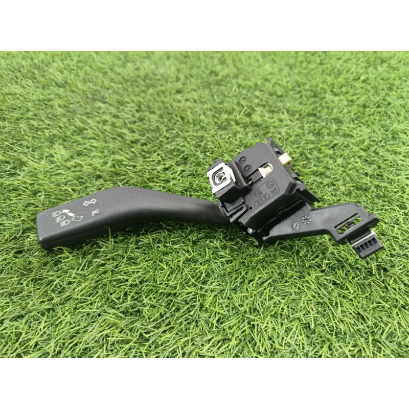 Переключатель поворотов (электрика) Volkswagen Tiguan 5N 2011 1.4 CAVA 1k0953513e