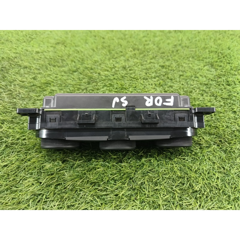 Панель управления климат-контролем (электрика / блок управления) Subaru Forester SJ 72311SG160