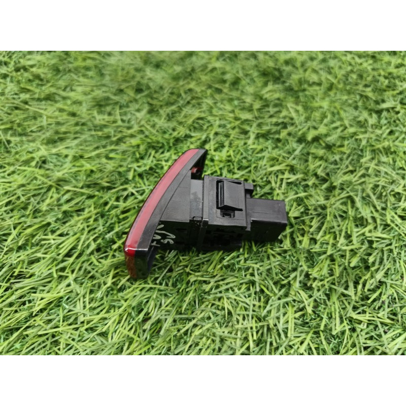 Кнопка аварийной сигнализации (электрика / кнопки) Subaru Forester SJ 83037FJ000