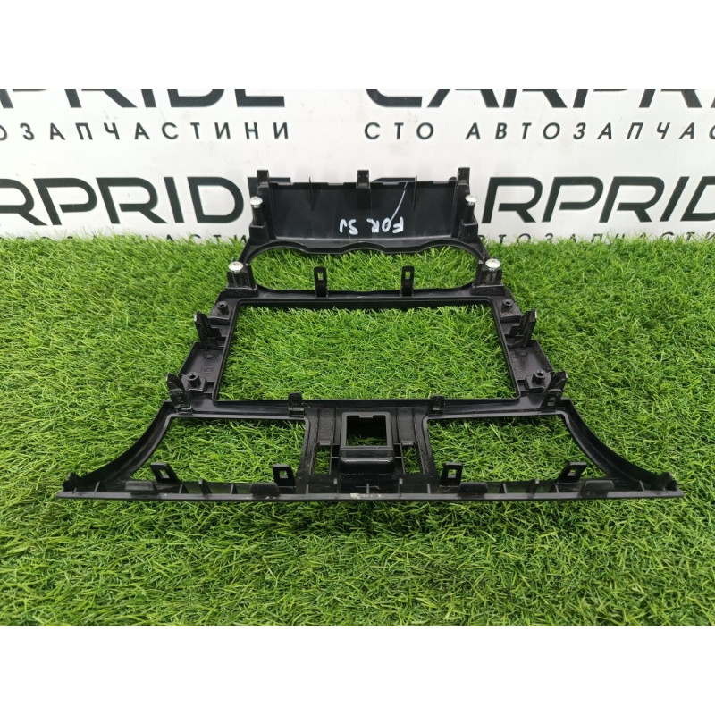 Рамка магнитофона (салон) Subaru Forester SJ