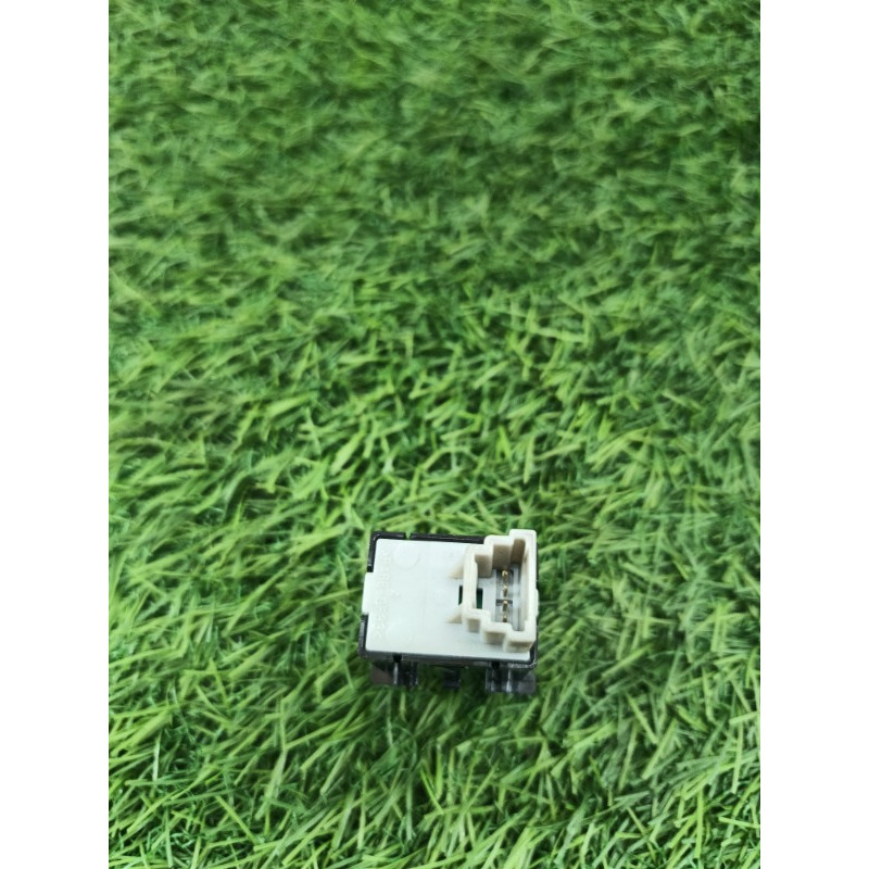 Кнопка помощи при подъеме (электрика / кнопки) Subaru Legacy BN 2016 2.5