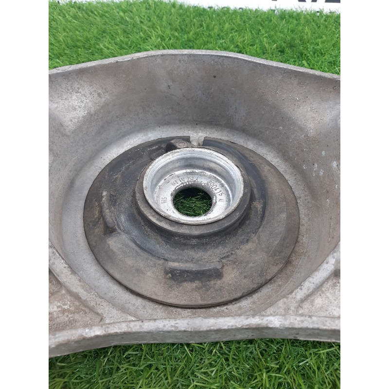 Опора стойки (подвеска) AUDI A4 B8 8k0412383f