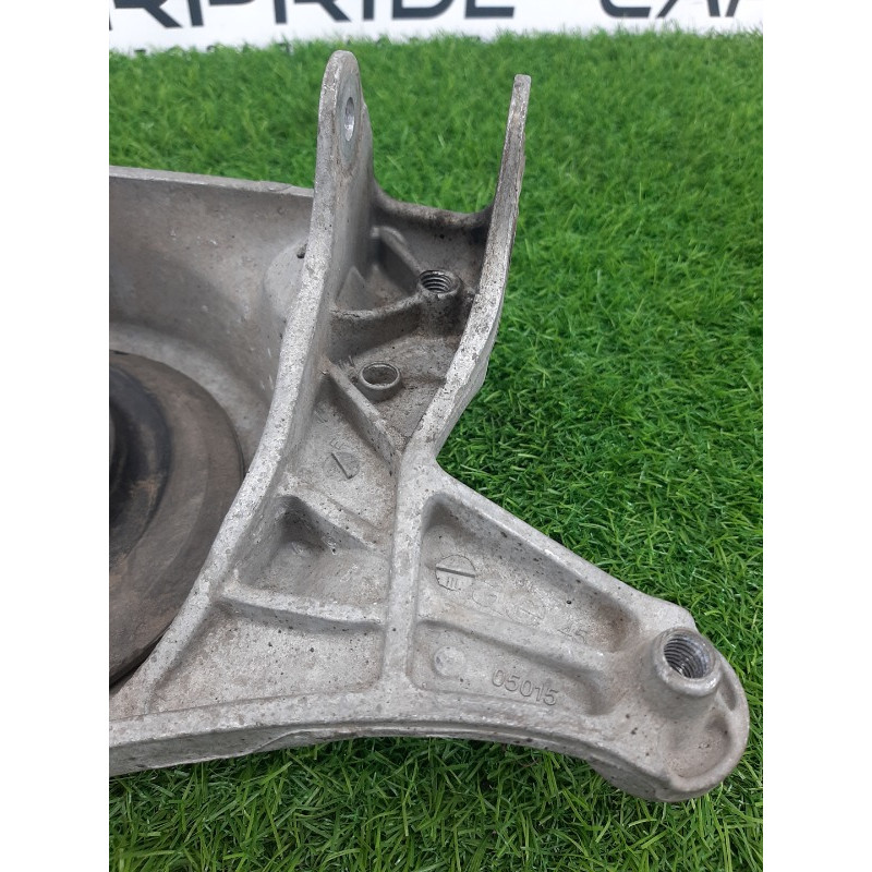 Опора стойки (подвеска) AUDI A4 B8 8k0412383f