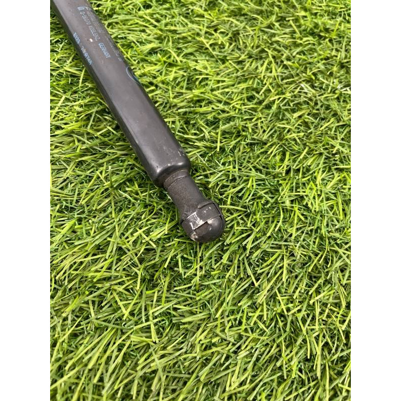 Амортизатор капота (кузов и элементы) BMW 5-series E60 2004 M54B22 51237008745