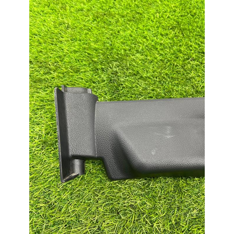 Накладка замка крышки багажника (салон) Subaru Legacy BN 2016 2.5 94511AL10AVH