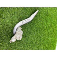 Петля капота