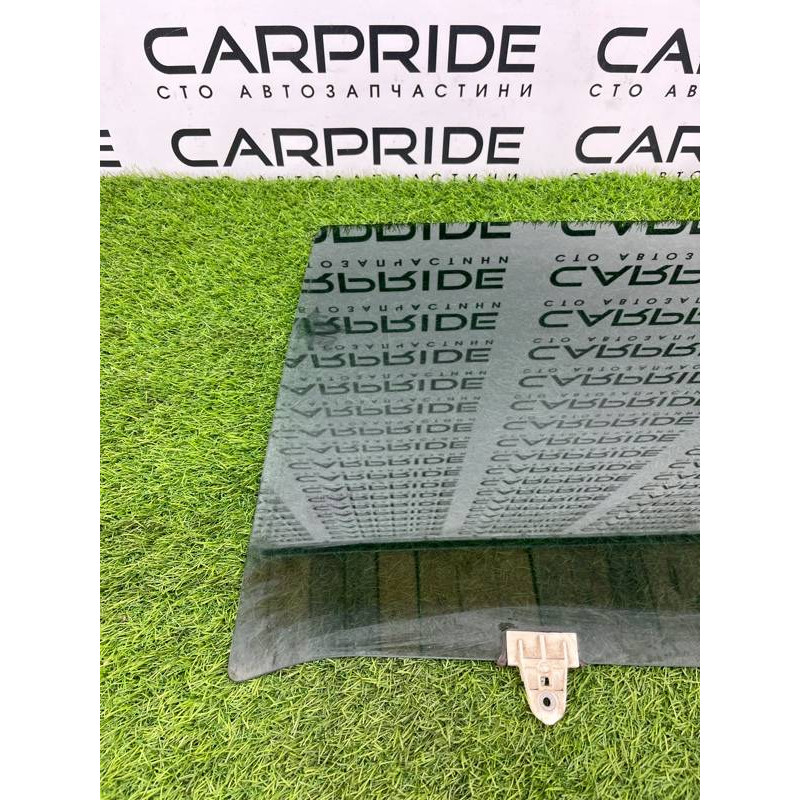 Стекло (кузов и элементы) Renault Megane 3 2011 1,5 dCi (K9K837) 823010028R