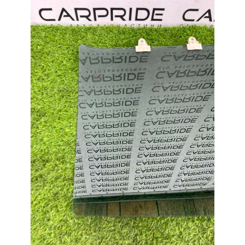 Стекло (кузов и элементы) Renault Megane 3 2011 1,5 dCi (K9K837) 823010028R