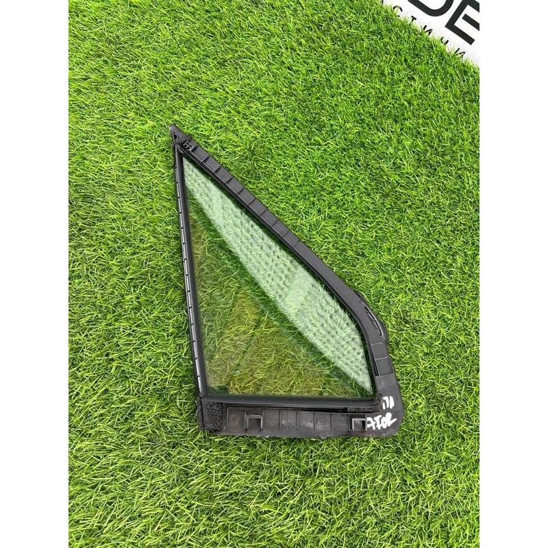 Форточка двери (кузов и элементы) Subaru Forester SK 2019 2.5 61284sj010