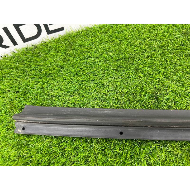 Уплотнитель проема двери (кузов и элементы) Subaru Forester SK 2019 2.5 63511SG100