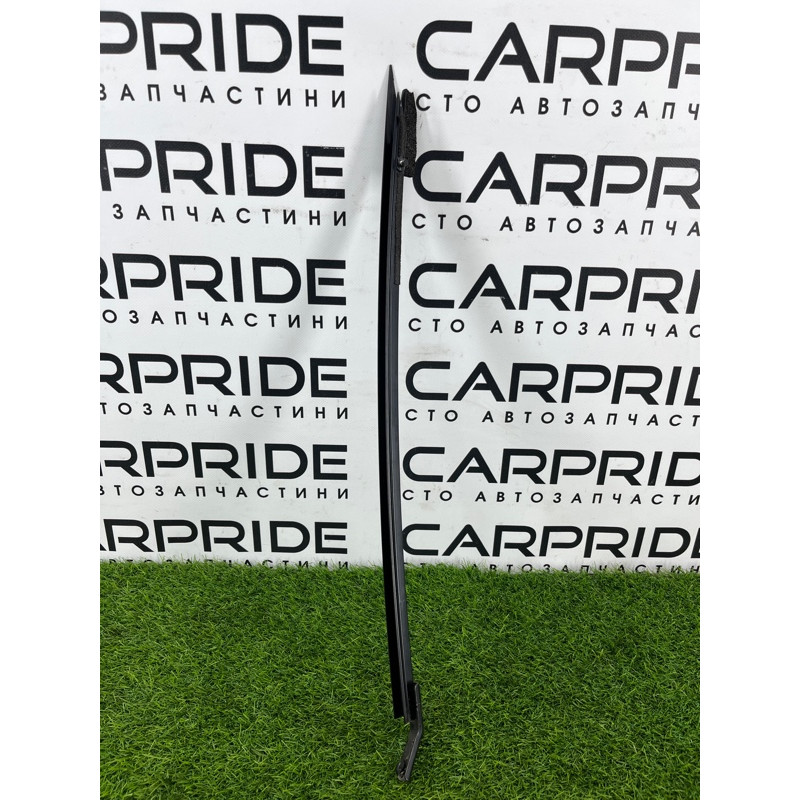 Направляющая стекла двери (кузов и элементы) Subaru Forester SK 2019 2.5 62240SJ000