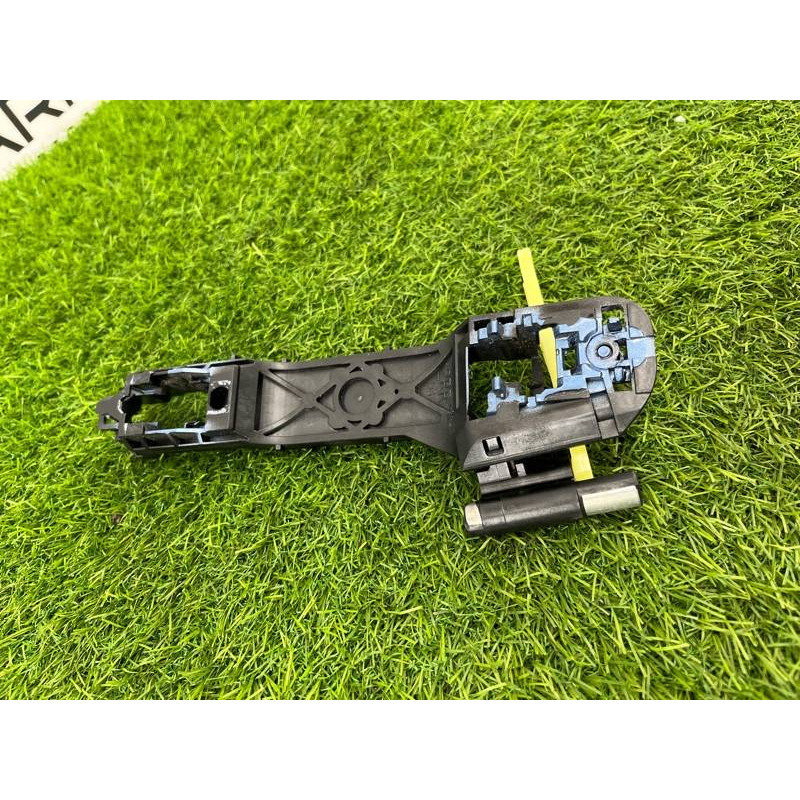 Кронштейн ручки двери (кузов и элементы) Subaru Forester SK 2019 2.5 62142SJ000