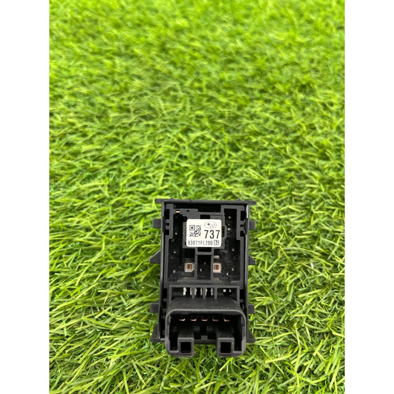 Кнопка стеклоподъемника (электрика / кнопки) Subaru Forester SK 2019 2.5 83071FL320