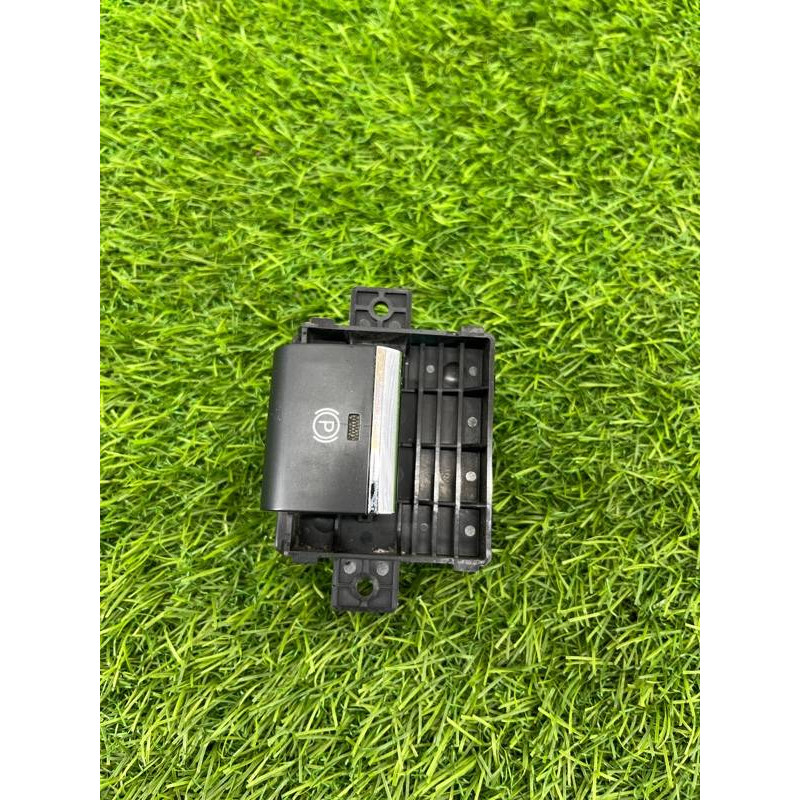 Кнопка стояночного тормоза (электрика / кнопки) Subaru Legacy BN 2016 2.5