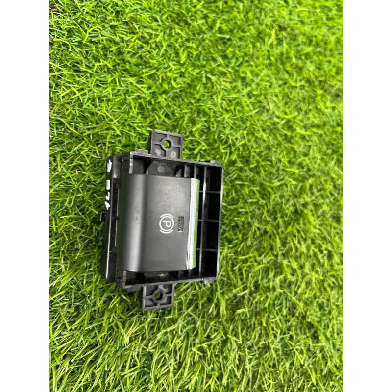 Кнопка стояночного тормоза (электрика / кнопки) Subaru Legacy BN 2016 2.5