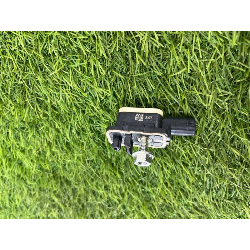 Датчик удара (электрика / датчики) Subaru Forester SK 2019 2.5 98237sj030