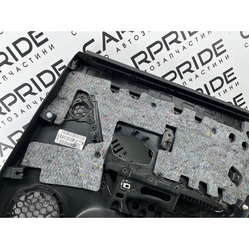 Дверная карта (салон) Renault Megane 3 2011 1,5 dCi (K9K837)