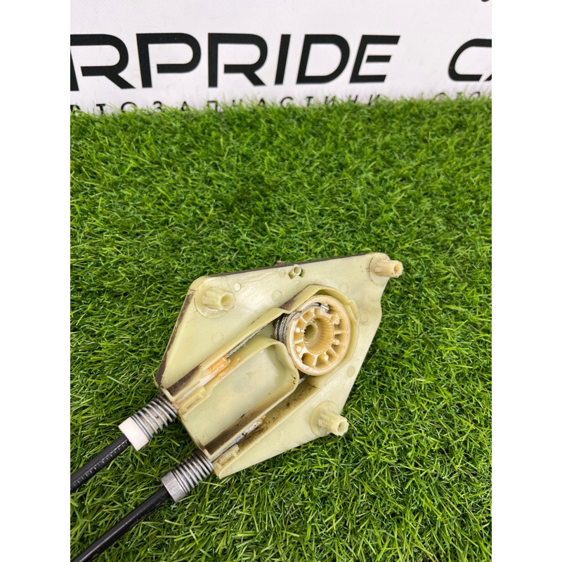 Механизм стеклоподъемника (кузов и элементы) Renault Megane 3 2011 1,5 dCi (K9K837)