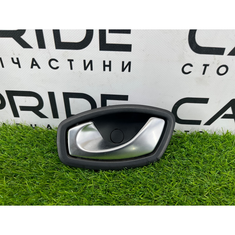 Ручка двери внутренняя (салон) Renault Megane 3 2011 1,5 dCi (K9K837) 826730001r