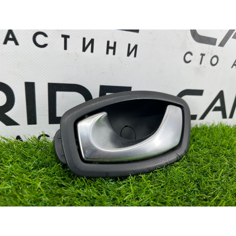 Ручка двери внутренняя (салон) Renault Megane 3 2011 1,5 dCi (K9K837) 826730001r