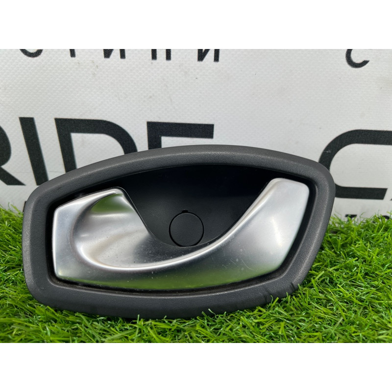 Ручка двери внутренняя (салон) Renault Megane 3 2011 1,5 dCi (K9K837) 826730001r