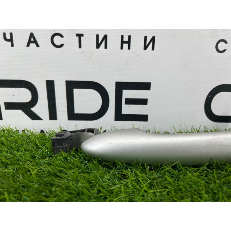 Ручка двери внешняя (кузов и элементы) Renault Megane 3 2011 1,5 dCi (K9K837) 806B03759R