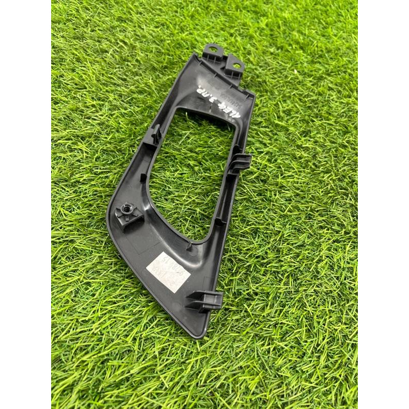 Накладка ручки внутренней (салон) Subaru Legacy BN 2016 2.5 94246al00a