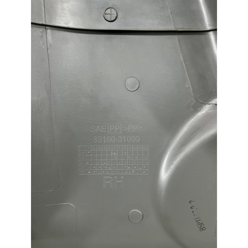 Обшивка стойки центральная (салон) Nissan Almera B10 2008 1,6 QG16 7691595F0E