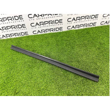 Уплотнитель проема двери