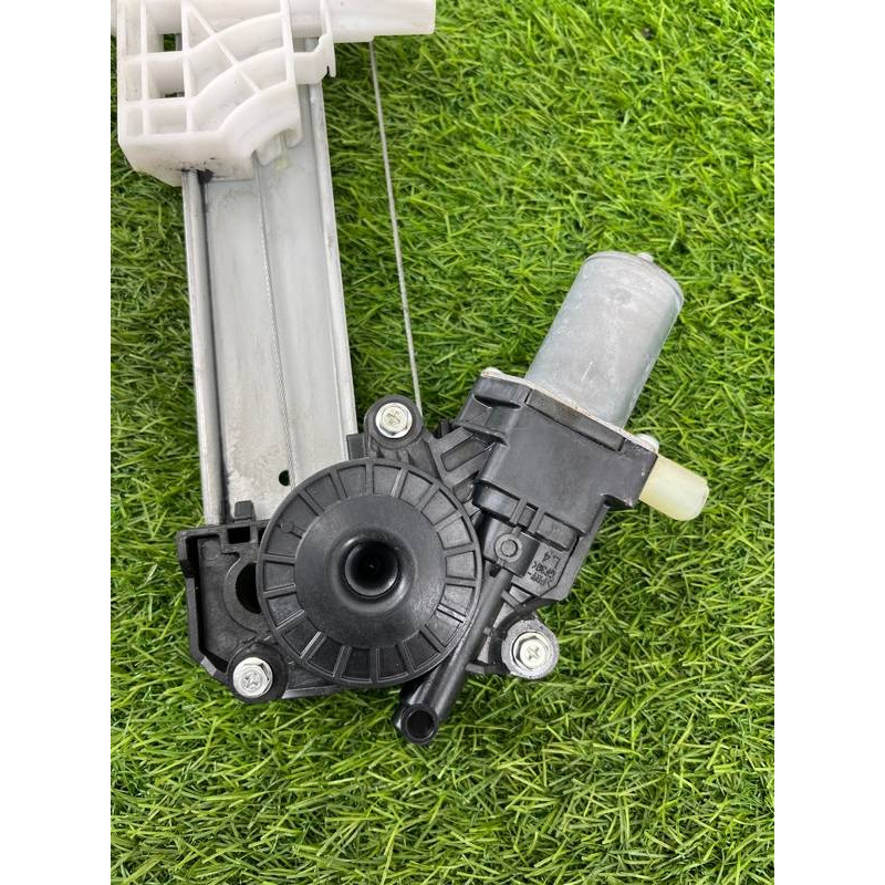 Механизм стеклоподъемника с мотором (кузов и элементы) Subaru Forester SK 2019 2.5 61041SJ020