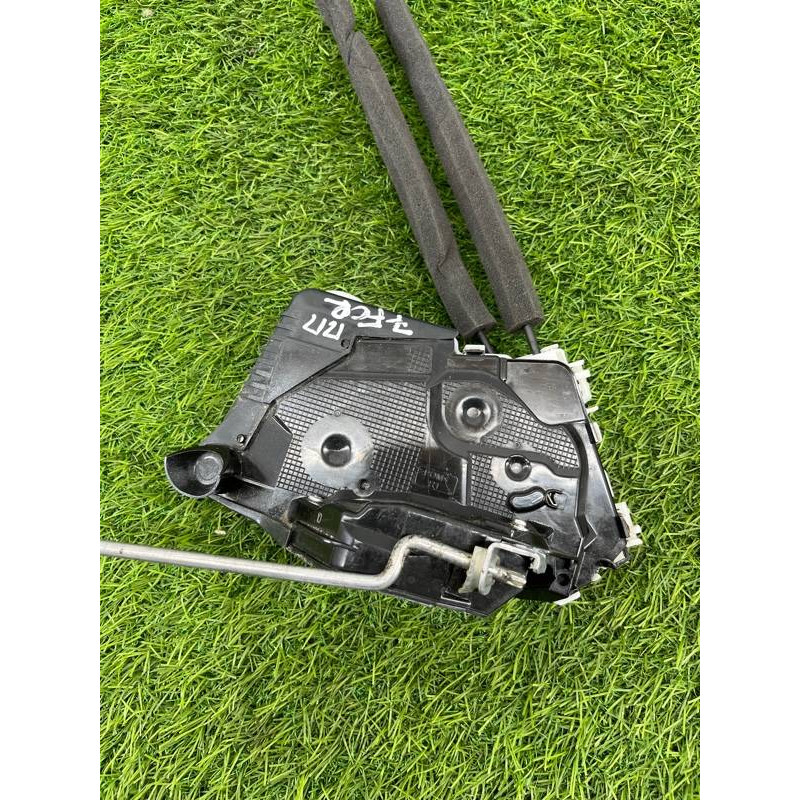 Замок двери (кузов и элементы) Subaru Forester SK 2019 2.5 61032SJ120